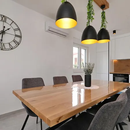 Golden Haven Casa vacanze Vir